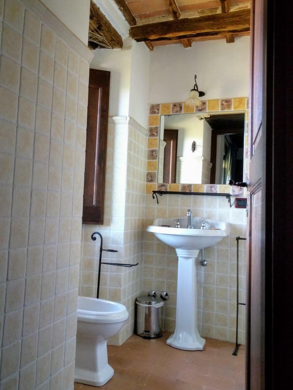 Casale Flaminia Bed & Breakfast Spoleto Exterior photo